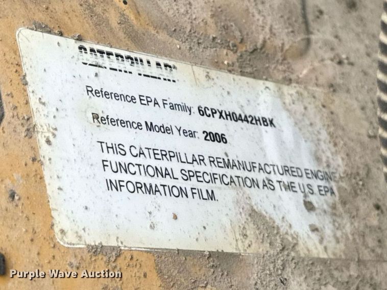 image for item EN5202 2005 Freightliner Business Class M2 truck cab and chassis