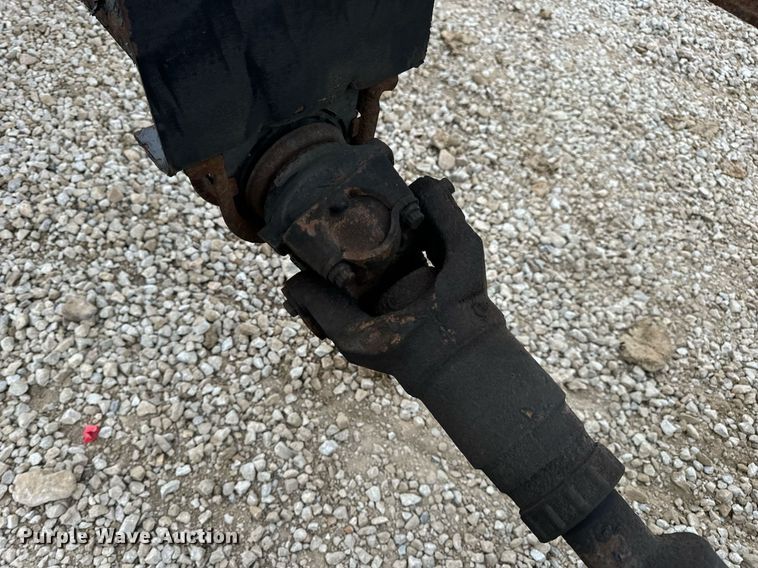 image for item EN5216 2001 International 4700 truck cab and chassis