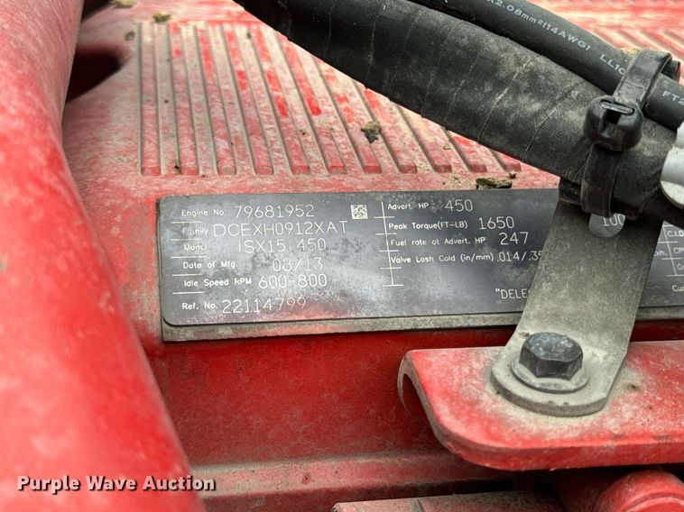 image for item EN5223 2014 Volvo VNL truck cab and chassis