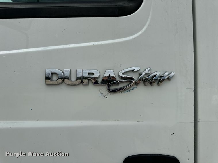 image for item EN5225 2010 International 4400 DuraStar truck cab and chassis