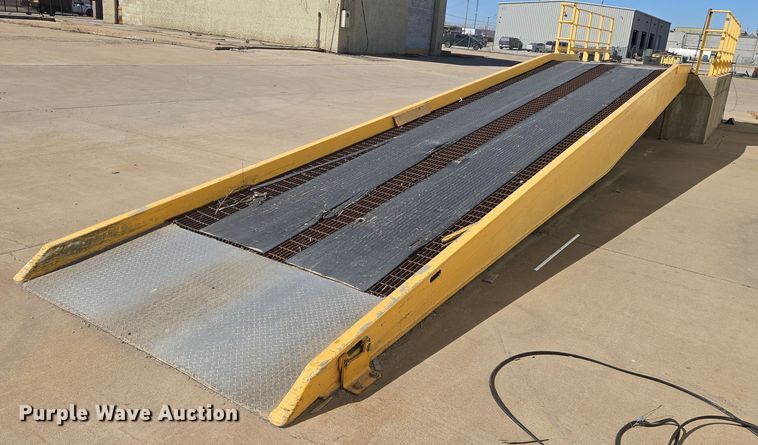 image for item EN8752 Loading ramp