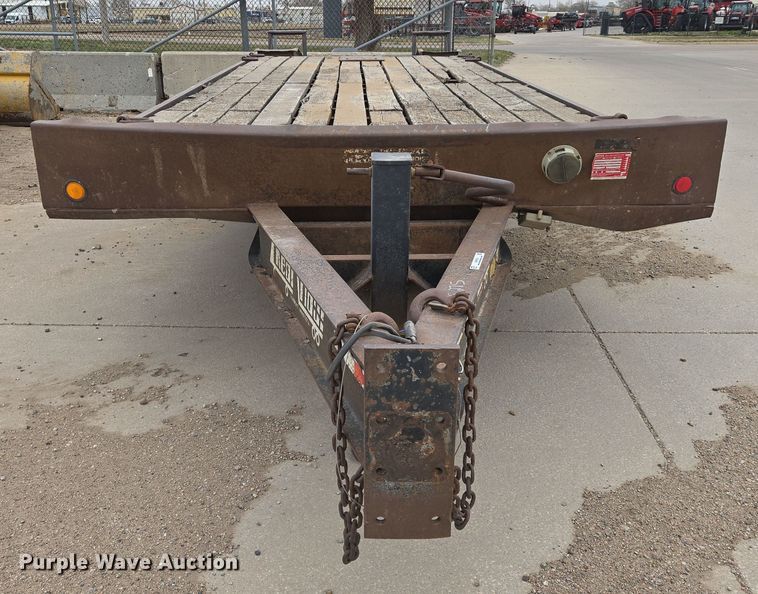 image for item EN8782 2001 Redi Haul equipment trailer