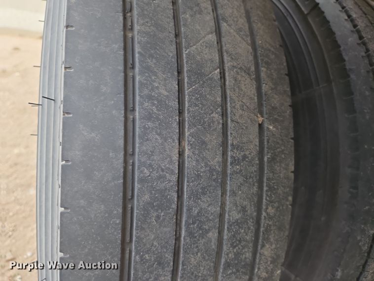 image for item EN8782 2001 Redi Haul equipment trailer