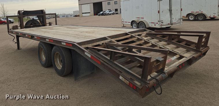 image for item EN8787 1995 Fannin Fabrication Equipment trailer