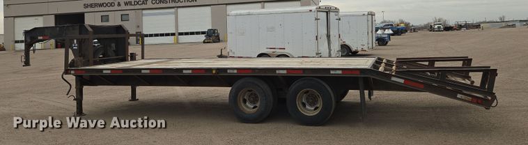 image for item EN8787 1995 Fannin Fabrication Equipment trailer