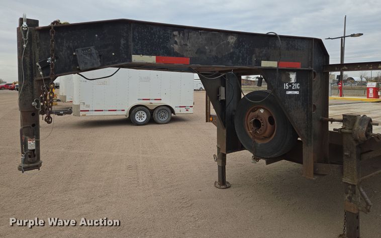 image for item EN8787 1995 Fannin Fabrication Equipment trailer