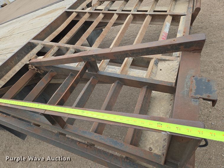 image for item EN8787 1995 Fannin Fabrication Equipment trailer