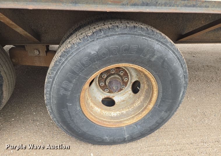 image for item EN8787 1995 Fannin Fabrication Equipment trailer