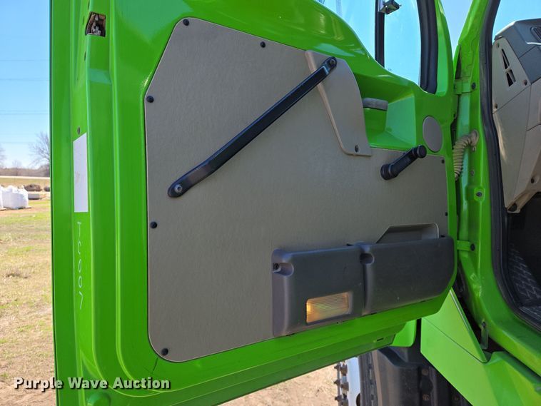 image for item EN8818 2008 Sterling L-Line flatbed truck