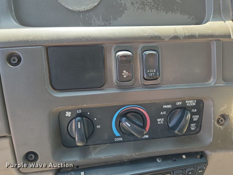 image for item EN8818 2008 Sterling L-Line flatbed truck