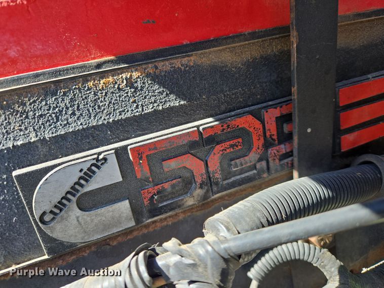 image for item EN8819 2000 International 9900i semi truck