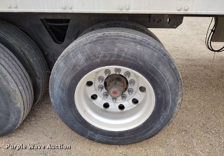 image for item EO9981 2012 Utility Trailers VS2RA refrigerated van trailer