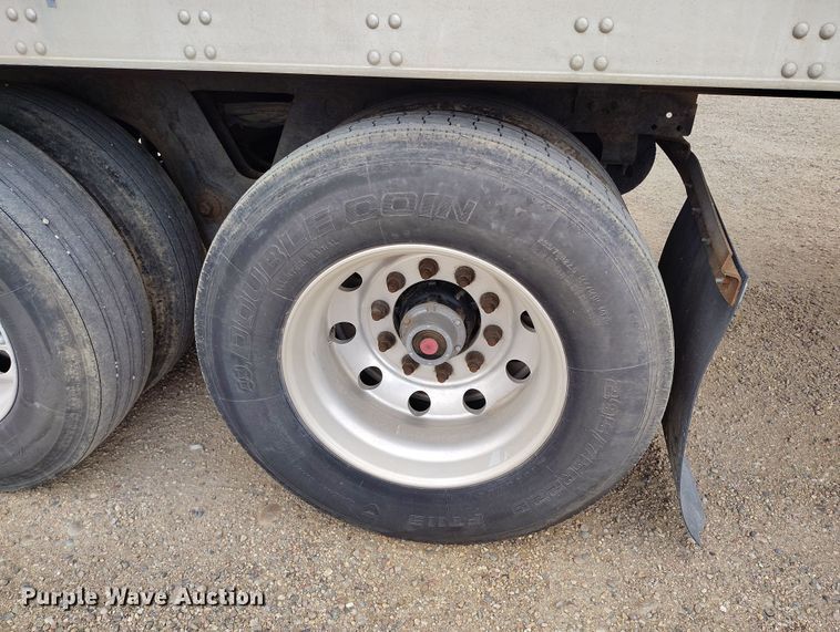 image for item EO9981 2012 Utility Trailers VS2RA refrigerated van trailer