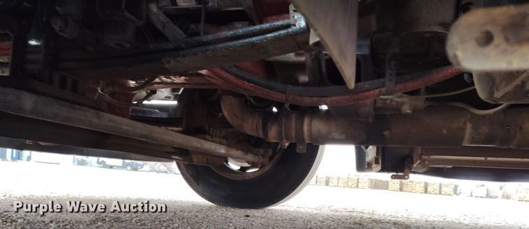 image for item EO9982 2014 Peterbilt 579 semi truck