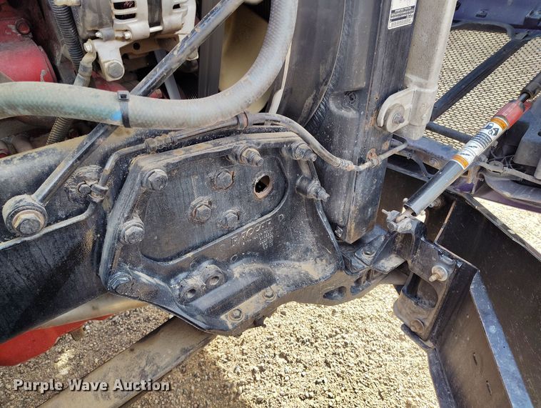 image for item EO9982 2014 Peterbilt 579 semi truck