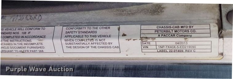 image for item EO9983 2014 Peterbilt 367 fuel truck