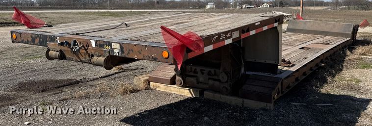 image for item EQ1194 2003 Trail King TK60MG-482 lowboy equipment trailer