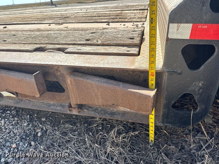 image for item EQ1194 2003 Trail King TK60MG-482 lowboy equipment trailer