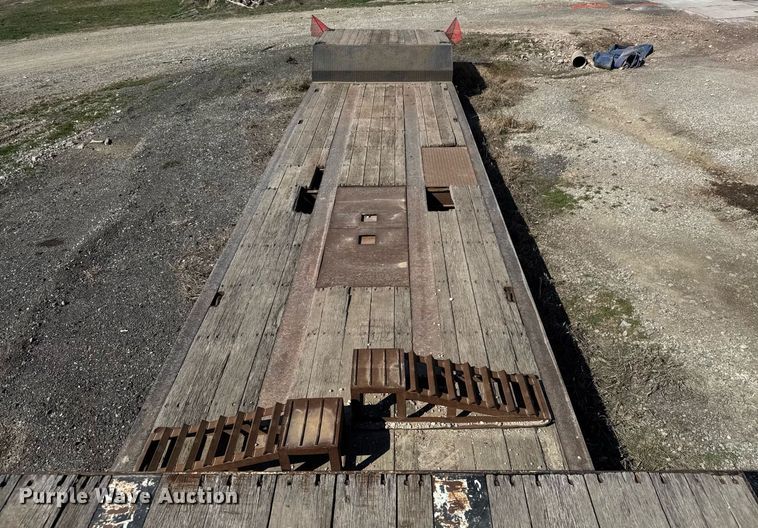 image for item EQ1194 2003 Trail King TK60MG-482 lowboy equipment trailer