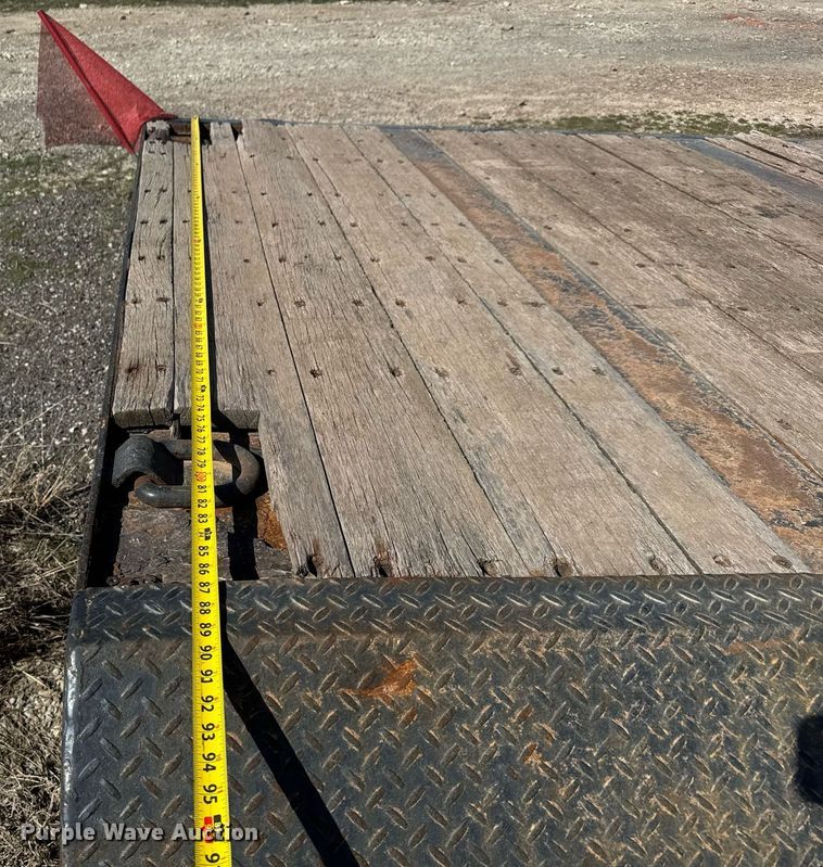 image for item EQ1194 2003 Trail King TK60MG-482 lowboy equipment trailer