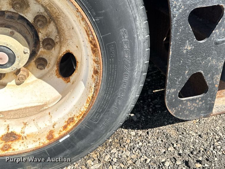 image for item EQ1194 2003 Trail King TK60MG-482 lowboy equipment trailer