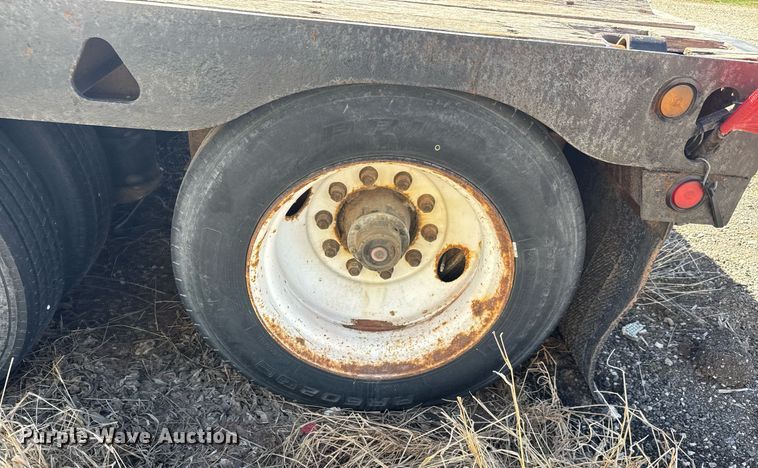 image for item EQ1194 2003 Trail King TK60MG-482 lowboy equipment trailer