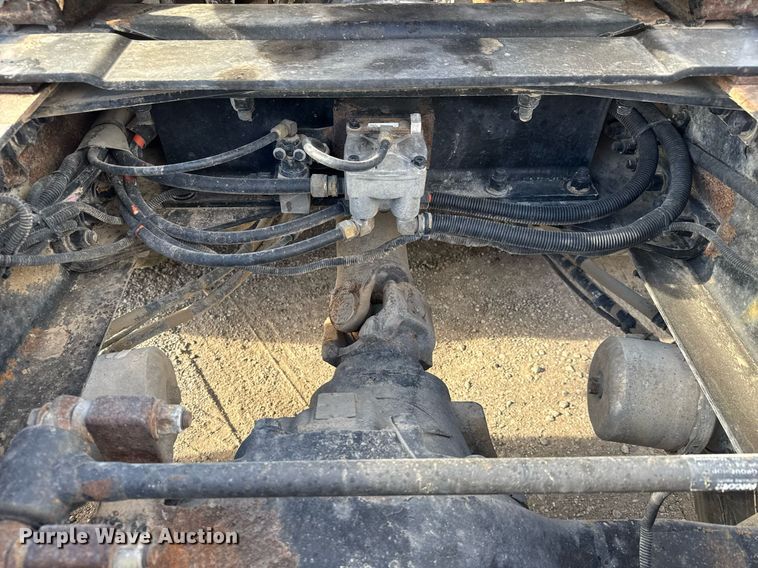 image for item EQ1228 2012 Kenworth T660 semi truck