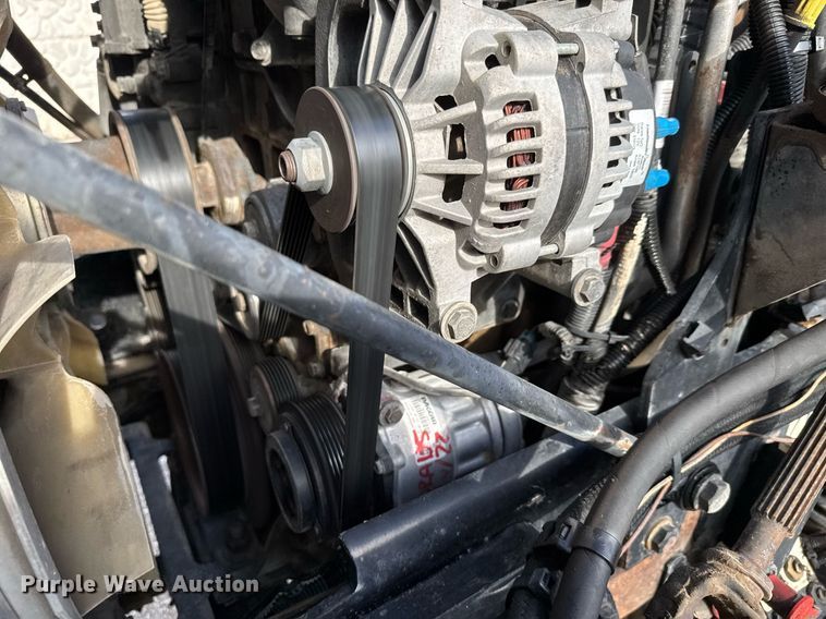 image for item EQ1228 2012 Kenworth T660 semi truck