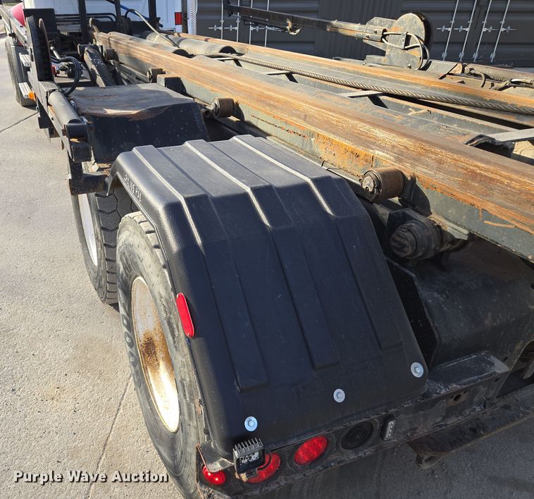 image for item EQ6847 2011 Mack GU713 roll-off container truck