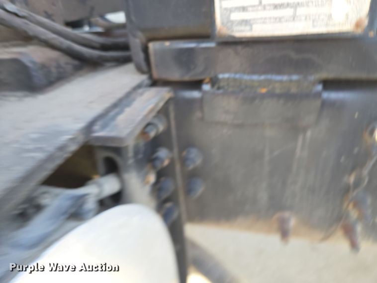 image for item EQ6847 2011 Mack GU713 roll-off container truck