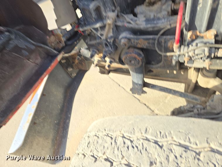 image for item EQ6847 2011 Mack GU713 roll-off container truck