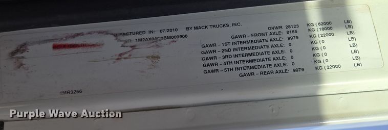 image for item EQ6847 2011 Mack GU713 roll-off container truck