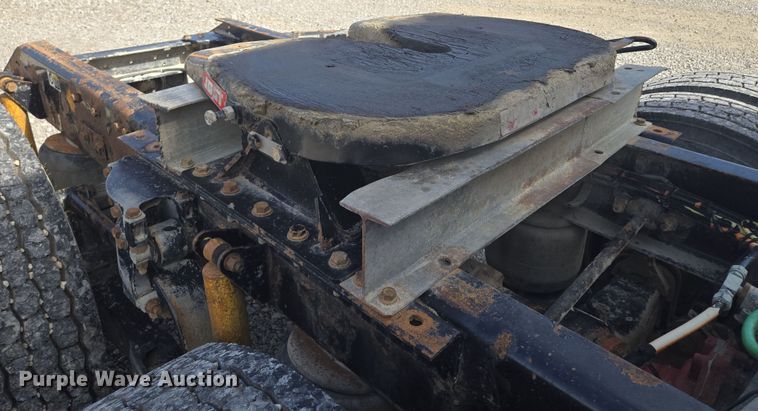 image for item EQ6895 2007 Kenworth T600 semi truck