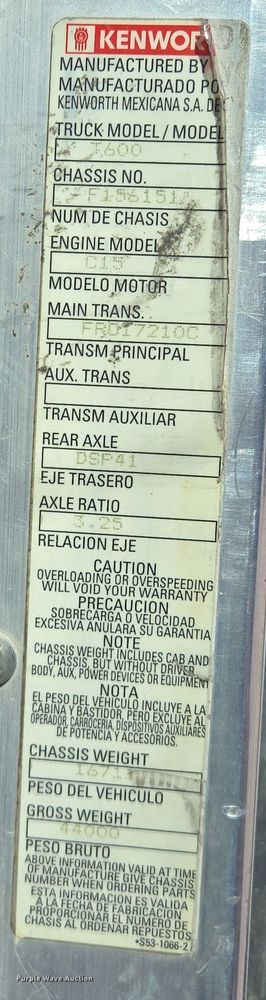 image for item EQ6895 2007 Kenworth T600 semi truck