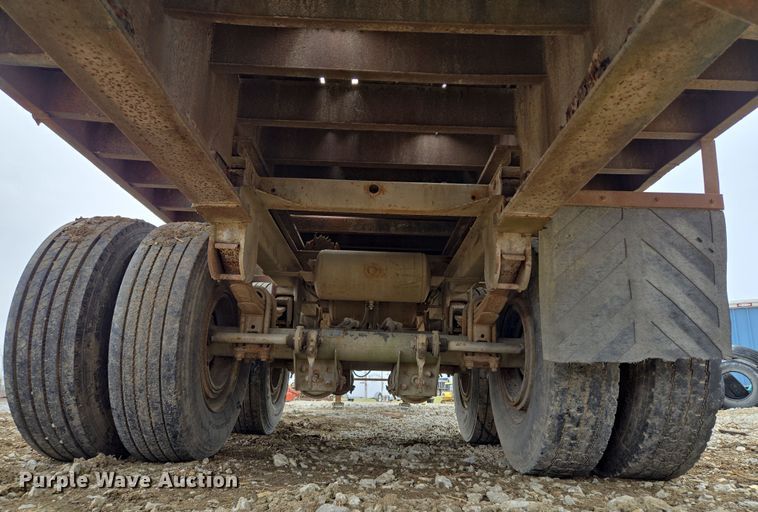 image for item EQ6896 1974 Flatbed trailer