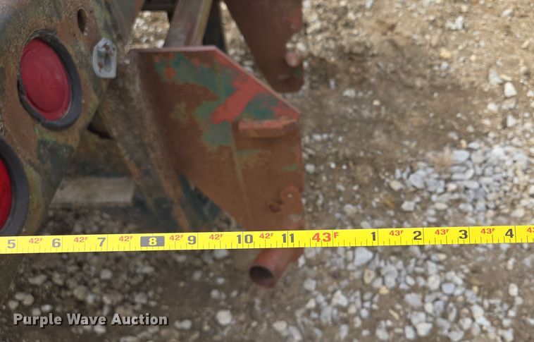 image for item EQ6896 1974 Flatbed trailer