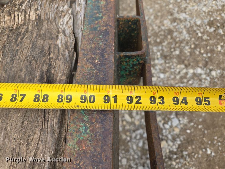 image for item EQ6896 1974 Flatbed trailer