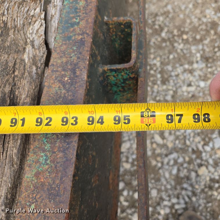 image for item EQ6896 1974 Flatbed trailer