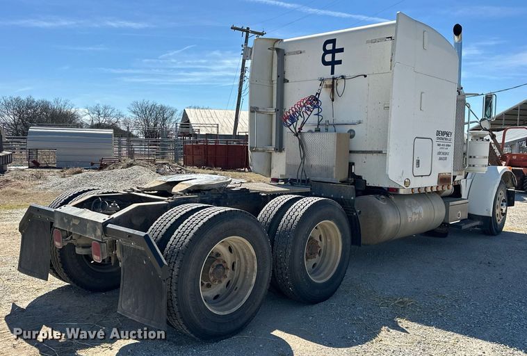 image for item ER1054 1998 Peterbilt 379 semi truck