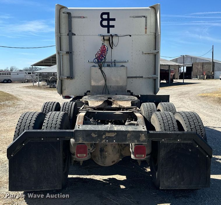 image for item ER1054 1998 Peterbilt 379 semi truck