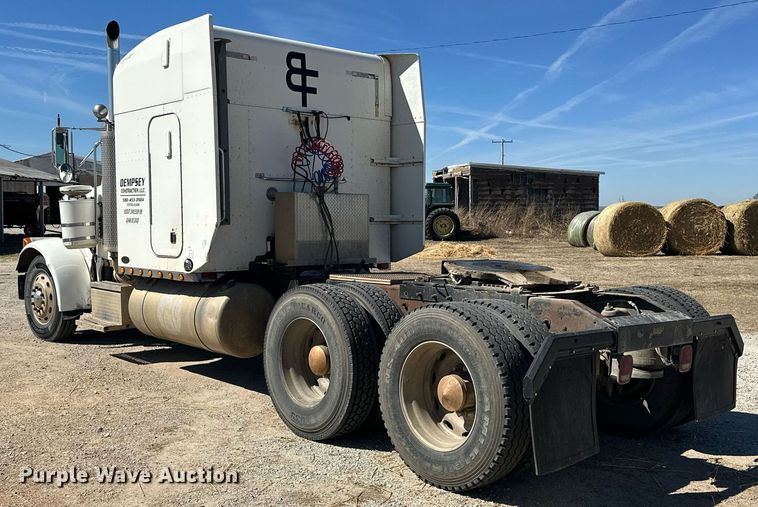 image for item ER1054 1998 Peterbilt 379 semi truck