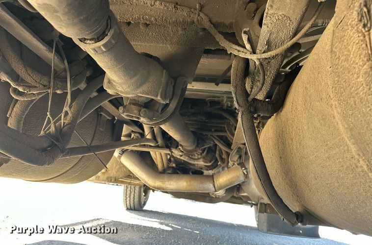 image for item ER1054 1998 Peterbilt 379 semi truck