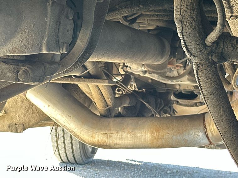 image for item ER1054 1998 Peterbilt 379 semi truck