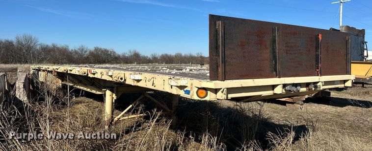 image for item ER1059 1987 Alloy flatbed trailer