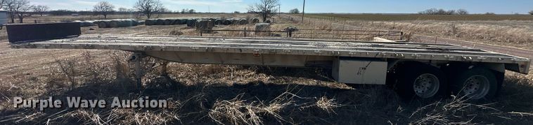 image for item ER1059 1987 Alloy flatbed trailer