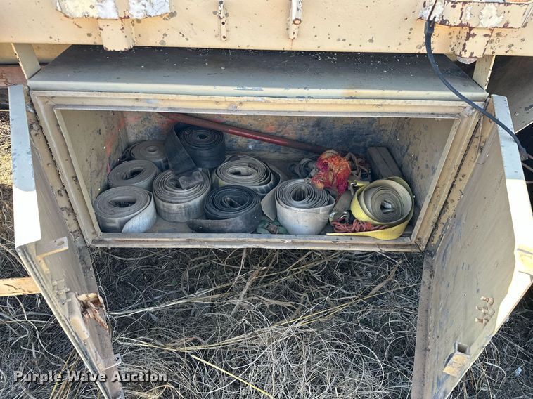 image for item ER1059 1987 Alloy flatbed trailer