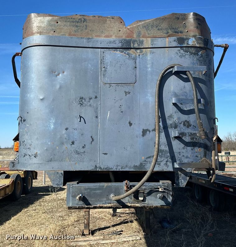 image for item ER1060 1987 Dorsey 26-DST end dump trailer