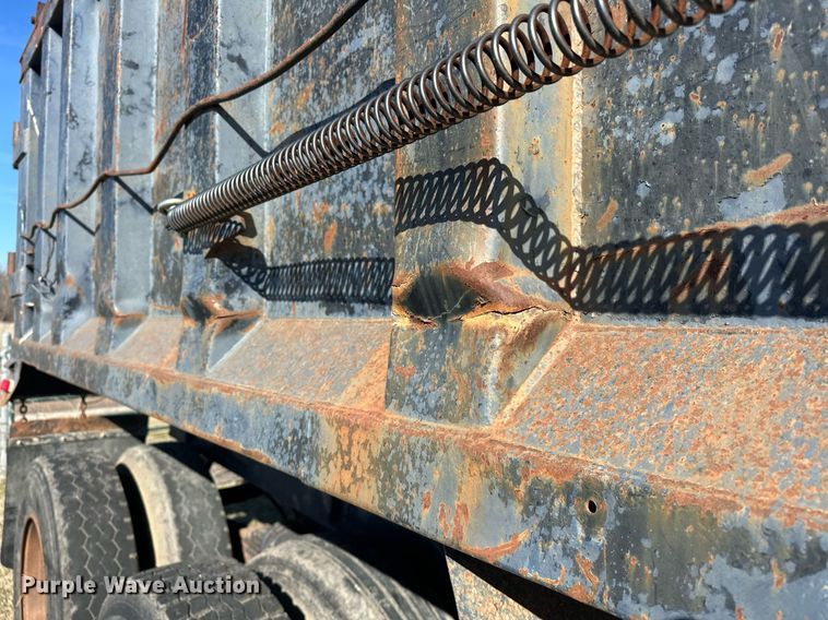 image for item ER1060 1987 Dorsey 26-DST end dump trailer