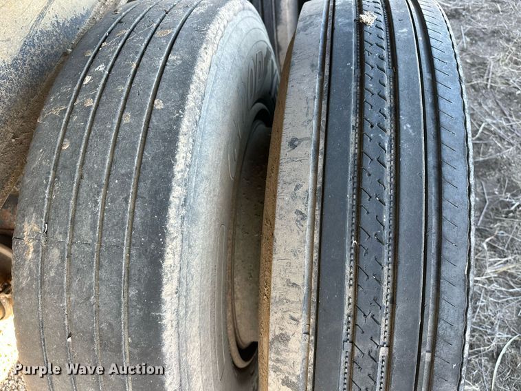 image for item ER1060 1987 Dorsey 26-DST end dump trailer