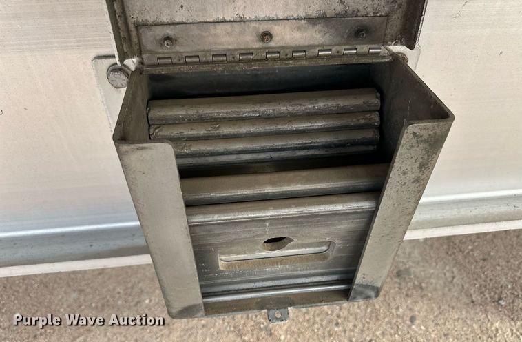 image for item ER8905 2017 Great Dane FXP-0024-00048 flatbed trailer